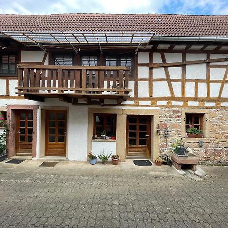 Weingut Und Destillerie Bernd Klein Pleisweiler-Oberhofen Exterior photo